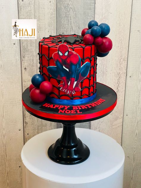 Spider Man Birthday Cake Ideas, Spiderman Cake 3rd Birthday, Spiderman Birthday Cake Easy, Spiderman Birthday Party Cake, Spider Man Decorations Birthday, Spiderman Cake Birthday For Kids, Spider Man Cake Ideas, Spiderman Birthday Cakes, Spiderman Cake Birthday