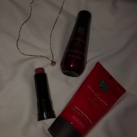 #rituals #aesthetic #bodycare #selfcare #selflove #instagram #photoidea #red #minimalism Rituals Aesthetic, Winter Girl, Care Aesthetic, Winter Girls, Cherry Red, Self Care, Body Care, Bullet Journal, Cherry