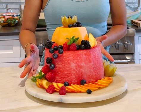 fresh watermelon cake  — Rrayyme Fresh Watermelon Cake, Watermelon Cake, Cut Watermelon, Taco Bowls, Fresh Watermelon, Garlic Fries, Watermelon Recipes, Beauty Recipe, Cake Ingredients