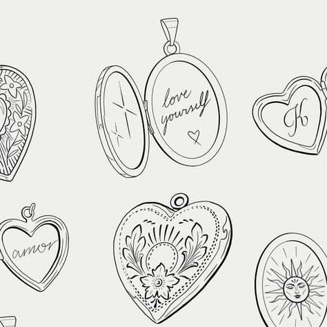 Small Tattoo Ideas Love, Tattoo Inspo For Lost Loved Ones, Oval Locket Tattoo, Heart Pendant Tattoo, Locket Tattoo With Initials, Traditional Locket Tattoo, Heart Locket Tattoo Design, Vintage Locket Tattoo, Locker Tattoo