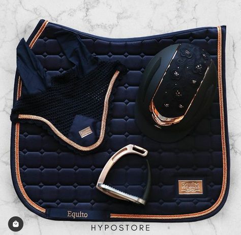 Dressage Tack, Pony Tack, Horse Riding Gear, English Horse Tack, Horse Barn Designs, English Tack, Horse Riding Outfit, Horse Saddle Pads, Horse Riding Clothes