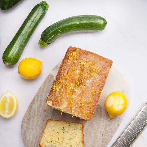 courgette lemon drizzle cake Courgette And Lemon Cake, Courgette Cake, Coconut Loaf Cake, Lemon Zucchini, Loaf Cake Recipes, Lemon Drizzle Cake, Drizzle Cake, Lemon Drizzle, Sponge Cake Recipes