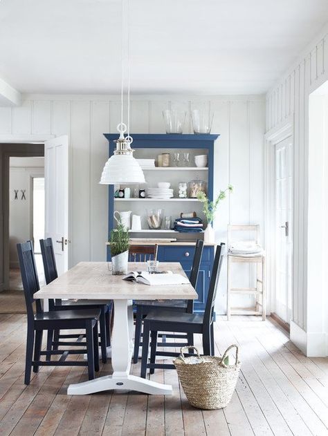 Classic Blue Breakfast Nook Ideas: Color of the Year - Town & Country Living Painted Dining Chairs, Dining Room Blue, Country Dining Rooms, French Country Dining, White Dining Room, Beautiful Dining Rooms, Farmhouse Dining Room, Small Dining, Farmhouse Dining