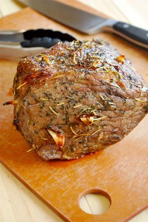 Made this today in my crock pot. Added onions, carrots, and 2 T. garlic salt.     Awwweeessomme. Easy Roast Beef Recipe, Best Roast Beef, Cooking Roast Beef, Round Roast, Roast Beef Recipes, Beef Dinner, Roast Recipes, Beef Dishes, Roast Beef