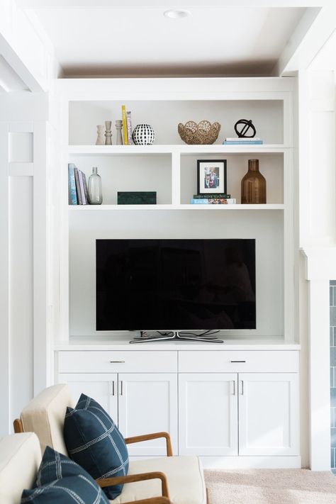 Cove Street Project Reveal - Studio McGee Built In Tv Cabinet, Built In Tv Wall Unit, Built In Wall Units, Tv Nook, Tv Built In, Built In Shelves Living Room, Living Room Built Ins, Built In Cabinet, Waco Texas