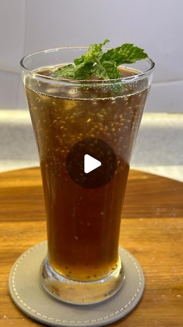 Anuradha Bhaiya on Instagram: "Gond katira magical drink….😋😍

Summer drink 🍷healthy Benefits of Gond katora :

Good for skin….

Boosts immunity…..
Share , comment and tag your friends and family who would love to try  this:

#summertime #summersspecialdrink #weightloss #viralvideos #virlreels #trendingreels #gondkatirasharbat #helthydrink #explorepage #explore #summerdrinks🍹" Drink Healthy, Anti Inflammation, Healthy Benefits, Natural Health Tips, Summer Drink, Energy Bites, Foodie Recipes, Tag Your Friends, Immune Boosting