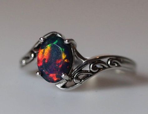 Black Opal Engagement Ring, Fire Opal Engagement Ring, Black Fire Opal, Opal Ring Vintage, Vintage Silver Jewelry, Black Opal Ring, Cute Engagement Rings, Opal Wedding Rings, Fire Opal Ring