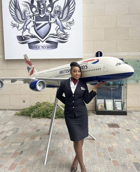 Flight Attendant Aesthetic Black Women, Black Flight Attendant Aesthetic, Black Flight Attendant, Flight Attendant Life Pictures, Flight Attendant Uniform Fashion, British Airways Cabin Crew, Airline Attendant, Cabin Crew Jobs, Pilot Career