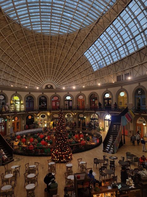 Leeds Corn Exchange, Leeds University, Leeds England, London Wall, Uni Life, Alien Planet, City Vibe, West Yorkshire, England Travel