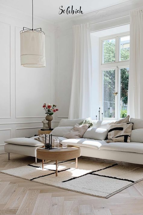 So leb ich mit IKEA: Die 6 schönsten SÖDERHAMN-Variationen Foto: gruenderzeit_zeit #solebich #sofa #ikea #söderhamn #weiß #white White Sofa Decor, Sofas Ideas Living Room, Ikea Sofas, Sofa Design Ideas, Ikea Living Room, Clean Sofa, Ikea Sofa, Corner Sofa Set, Living Room White