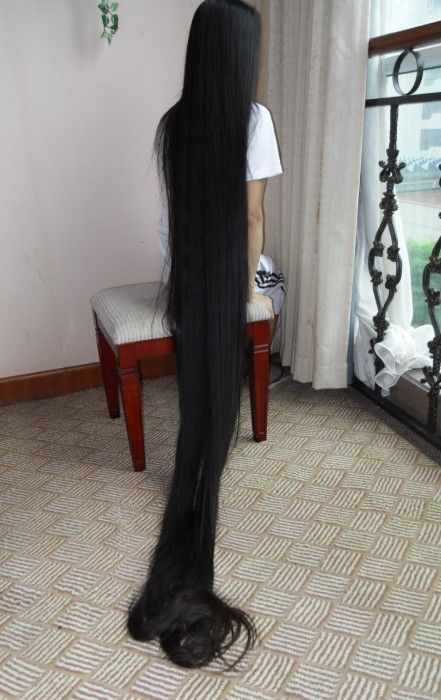 aidebianyuan cut super long hair to short-NO.90 - [LongHairCut.cn] Really Long Black Hair, Indian Long Hair Braid, Huge Hair, Long Indian Hair, Extremely Long Hair, Rapunzel Hair, Henna Hair, Long Hair Pictures, Really Long Hair