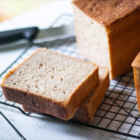 A soft honey wheat bread for all (most?) of your sandwich making needs. Made is a pullman pan for those perfect square corners, save one loaf for now and put one in the freezer for later. Pullman Loaf Pan Recipes, Loaf Pan Recipes, Homemade Honey Wheat Bread, Bread Flour Recipe, Pullman Bread, Pullman Loaf, Loaf Bread Recipe, Pullman Loaf Pan, Honey Wheat Bread