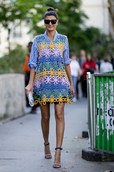 Saturday Brunch Outfit, Saturday Brunch, Robes Glamour, Giovanna Battaglia, Fashion Australia, Style Pictures, Colorful Dress, Paris Fashion Week Street Style, Popsugar Fashion