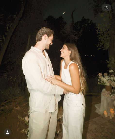 Married Couple Aesthetic, Lauren Giraldo, Marriage Pictures, Environment Photography, Same Old Love, Sunday Kind Of Love, Chestnut Hair, Ideal Boyfriend, Dear Future Husband