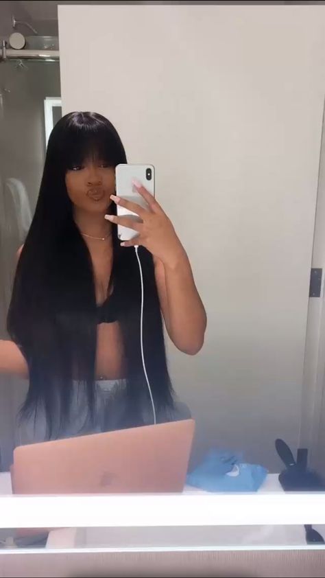 Bang On Black Women, China Bangs Black Women, Long Hair With Bangs Black Women, Quick Weave Hairstyles With Bangs, Chinese Bangs Black Women, Bang Hairstyles Black Women, Mia Khilaf Glasses, Pelo Afro, Dope Hairstyles