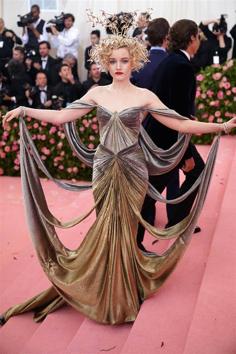 Why Were There Fairy Queens at the Met Gala? | Tom + Lorenzo 3d Printed Dress, Met Gala Outfits, Pika Pika, Julia Garner, Met Gala Dresses, Susan Sontag, Gala Outfit, Karen Elson, Gala Fashion