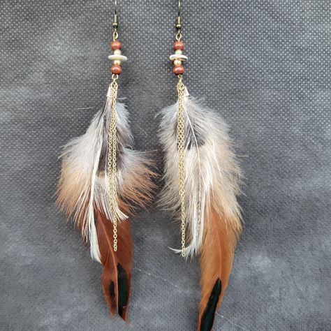 New Long Feather Earrings Shoulder Dusters My One Of A Kind Handcrafted Design Gold Tone Hardware Danty Chains, Charms,& Beads White & Brown Wood Beads White, Brown, Rust Tone Hen Feathers 7"Length Created Sept 2022 #Feather #Earrings #Handmade #Poshmark #Boho #Jewelry #Festival #Fall #Longearrings #Gypsy #Oneofakind Handmade Feather Earrings, Diy Feather Jewelry, Native American Feather Earrings, Boho Feather Earrings, Long Feather Earrings, Wooden Jewelry Handmade, Diy Feather Earrings, Earrings With Feathers, Feather Earrings Diy