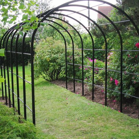 Outdoor Trellis Ideas, Vegetable Trellis, Garden Arch Trellis, Flower Trellis, Arch Trellis, Trellis Ideas, Small Vegetable Gardens, Outdoor Trellis, Garden Layout Vegetable