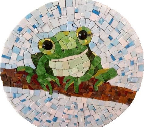 Smalti Mosaic, Mosaic Birdbath, Mosaic Art Diy, Mosaic Rocks, Glass Pebbles, Mosaic Pots, Mosaic Flower Pots, Mosaic Garden Art, Mosaic Animals