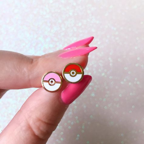 Pokemon Memes, Ball Earrings, Cute Pins, Pokemon Art, Tattoos And Piercings, Cute Art, Piercings, Jewelry Box, Nintendo