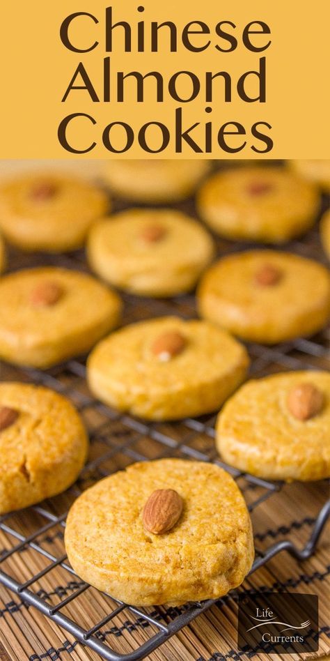 These delicious & traditional Chinese Almond Cookies are dense, sandy, and crunchy. Make Chinese Food, Chinese Almond Cookies, Cultural Foods, Simple Cookie, Quick Cookies, Bread Loaves, Almond Meal Cookies, Baking Stuff, Toffee Cookies