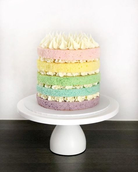 Pastel Birthday Party, Pastel Rainbow Cake, Cakes For Teens, Baby Girls 1st Birthday, Unicorn 1st Birthday, Sweetheart Candy, 1st Birthday Celebration, Girls 3rd Birthday, Rainbow Fairy