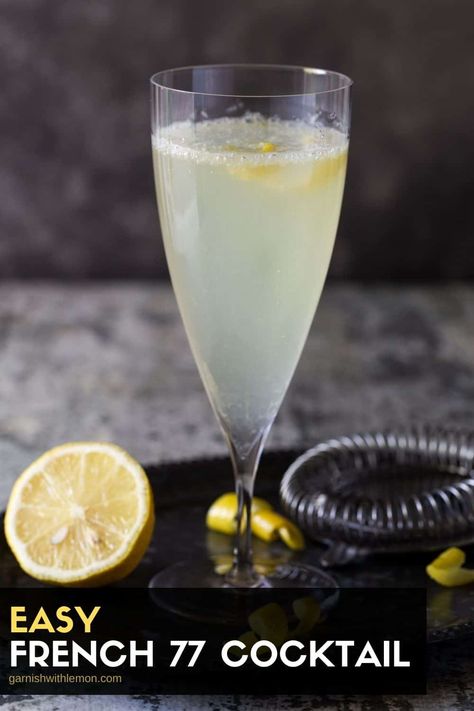 Bubbles make every occasion special, but this Elderflower French 77 cocktail just took bubbles to a whole new level! Simple, sweet and perfect for brunch or any special occasion, it's a fun twist on the classic French 75. Cocktail Prosecco, French 75 Recipe, Elderflower Recipes, French 75 Cocktail Recipes, Batch Cocktail Recipe, French 75 Cocktail, Mimosa Recipe, Batch Cocktails, Prosecco Cocktails