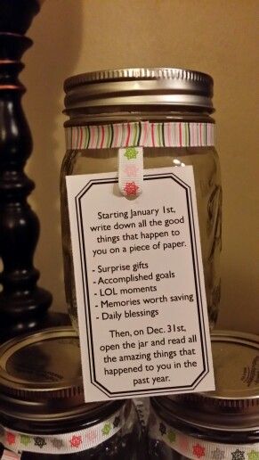 Jar Of Good Memories, Self Care Mason Jars, Happy Jar Ideas, Good Things Jar, Joy Jar Ideas, Jar Notes Ideas, Gift Ideas In A Jar, Memory Jar Ideas, Jars Of Happiness