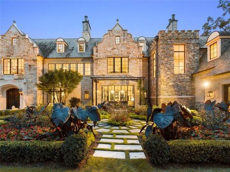 Stone Pool House, Whole House Generators, Stone Mansion, Stone Pool, Harrison Design, Generator House, Large Family Rooms, Atlanta Homes, Open Space Living