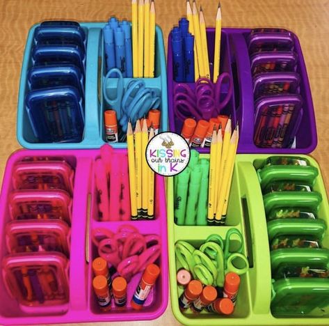 Kindergarten Organization, Teaching Organization, Classroom Organisation, Kindergarten Lesson Plans, 2nd Grade Classroom, Kindergarten Lessons, First Grade Classroom, New Classroom, Teacher Organization