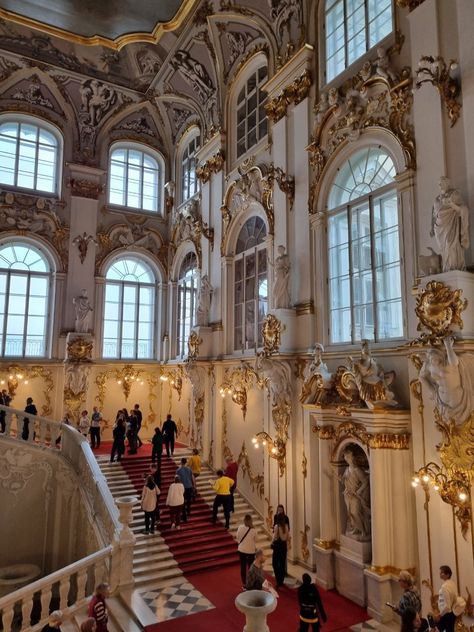 Hermitage Museum, The Real World, Study Abroad, Barcelona Cathedral, Places Ive Been, Russia, Magazine, Building, Travel