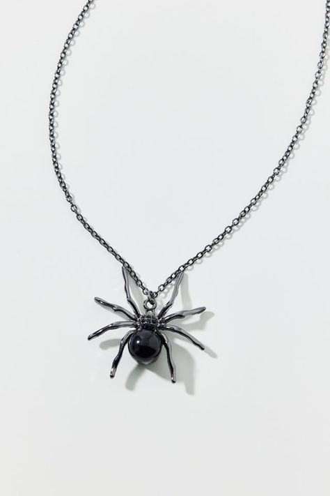 Statement Spider Charm Necklace Spiderman Necklace, Spider Fashion, Spider Necklace, Necklace Top, Halloween Stuff, Tennis Necklace, Mixed Metals, Black Fits, Women Accessories Jewelry