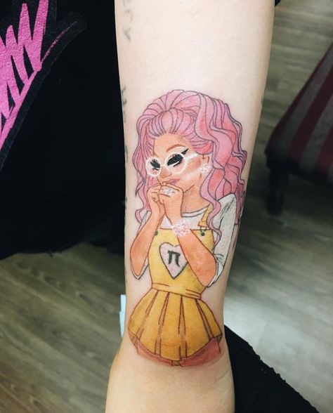 Katya Tattoo, Twenty One Pilots Tattoo, Trixie Katya, Pilot Tattoo, Legacy Projects, Trixie Mattel, Trixie And Katya, Kawaii Tattoo, Tattoo Simple