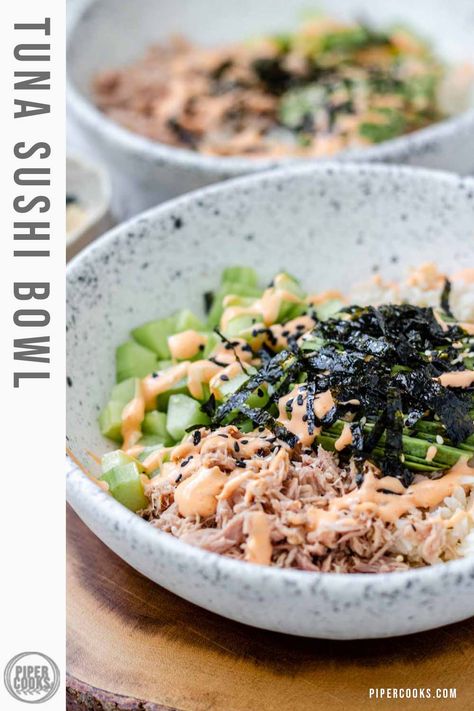 Tuna Roll Bowl, Tuna Rice Bowl Recipe, Seasoned Brown Rice, Tuna Rice Bowl, Tuna Sushi Bowl, Tuna Fresh, Spicy Mayo Sauce, Spicy Tuna Sushi, Sushi Bowl Recipe