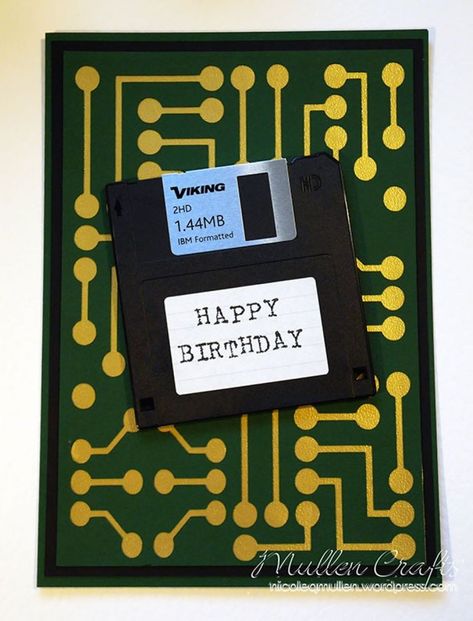 Retro Computer Card Computer Birthday Cards, Computer Card, Nerd Birthday, Computer Theme, Friends Graduation, Graduation Cards Handmade, Gratis Printables, Retro Computer, Birthday Card Drawing