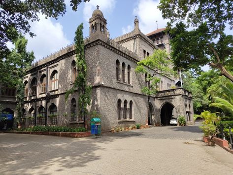 #coep #pune Coep Pune College Wallpaper, Coep Pune College, 2025 Manifestation, Travel India Beautiful Places, College Wallpaper, College Aesthetic, Travel India, Dream College, College Logo