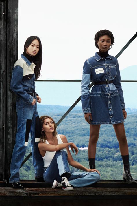 Discover modern patchwork styles from CALVIN KLEIN JEANS; standout pieces that add individualism to timeless denim cuts. #MYCALVINS Denim Photography, Denim Attire, Denim Photoshoot, Calvin Klein Outfits, Denim Editorial, Modern Patchwork, Calvin Klein Denim, Campaign Fashion, Vintage Calvin Klein