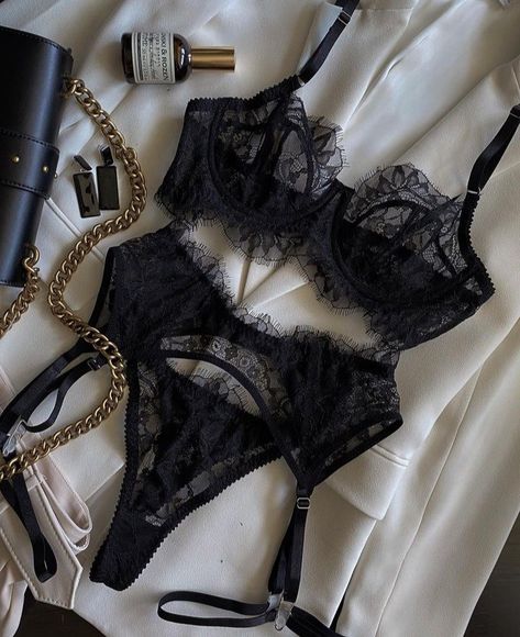 Victoria Secret Outfits, Sleepwear Fashion, Foto Baby, Cute Lingerie, Lingerie Outfits, Pretty Lingerie, Beautiful Lingerie, Bra And Panty Sets, Black Lingerie