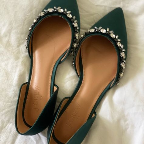 Emerald Green Flats Shoes, Emerald Green Shoes, Jewel Shoes, Wedding Flats For Bride, Green Flats Shoes, Dressy Flats Shoes, Spooky Wedding, Gold Wedding Shoes, Jeweled Flats