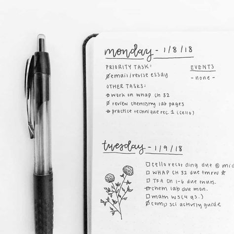 13 Minimalist Bullet Journal Weekly Spread And Layout Ideas | Angela Giles Bullet Journal Weekly Spread Layout, Budget Finances, Minimalist Bullet Journal, How To Bullet Journal, Bullet Journal Minimalist, Future Log, Journal Weekly, Bullet Journal Weekly, Bullet Journal Spreads