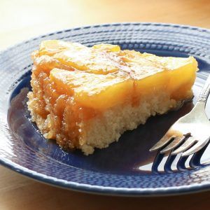 Fresh Pineapple Upside Down Cake {traditional and gluten free recipes} | barefeetinthekitchen.com Fresh Pineapple Upside Down Cake, Pineapple Dessert Recipes, Pineapple Desserts, Pineapple Recipes, Fresh Pineapple, Gluten Free Desserts Recipes, Pineapple Upside, Gf Desserts, Pineapple Upside Down Cake