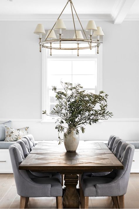 A Serene Hamptons-Inspired Dream Home On Sydney's Northern Beaches | Home Beautiful Magazine Australia Hamptons Style Dining Room, Hamptons Dining Room, Hamptons Chandelier, Hamptons Design, Hamptons Dining Table, Hamptons Dining, Hamptons Interior, Hamptons Homes, Hamptons Aesthetic