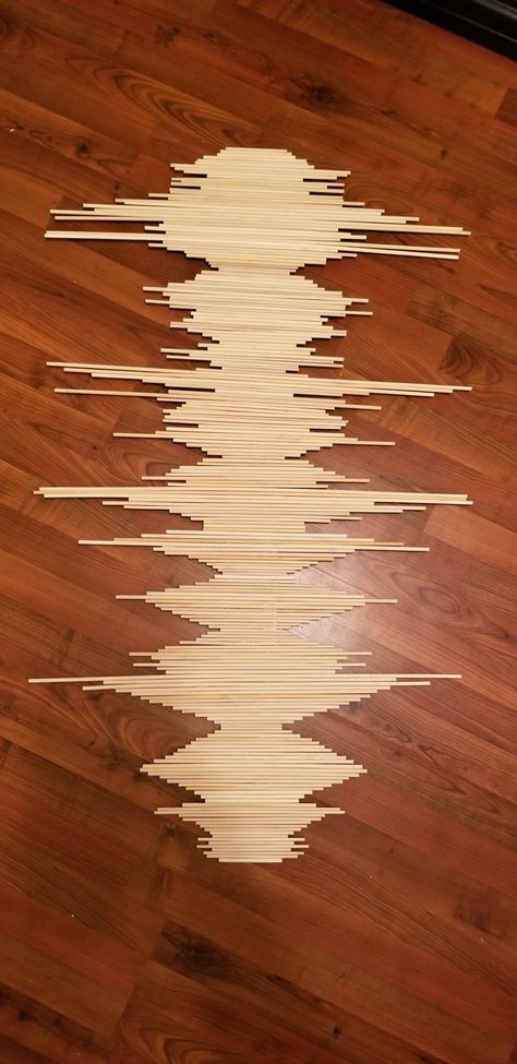 Wooden dowels craft Wooden Dowel Projects, Diy Dowel Projects, Wood Dowel Projects, Wooden Sticks Diy Decor, Overlays For Furniture, Wooden Dowel Crafts, Dowel Projects, Diy Mirrored Furniture, Restoration Furniture