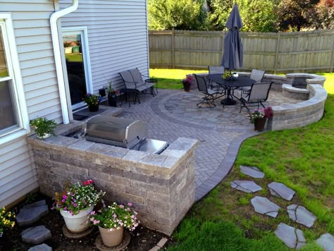 Paver Patios | Photo Gallery Pavers Backyard, Patio Layout, Concrete Patios, Patio Pavers Design, Budget Patio, Brick Patios, Pergola Patio, Paver Patio, Concrete Patio