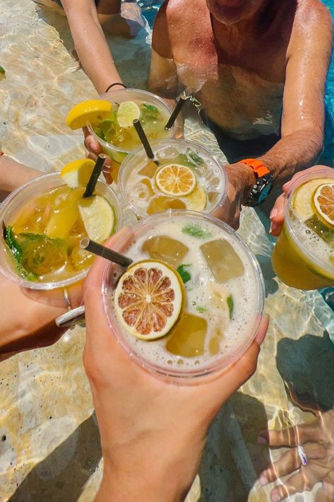 🍹 Sipping on sunshine by the pool with a refreshing margarita in hand - the perfect recipe for a day in paradise! ☀️🌴 #PoolsideMargaritas #SummerVibes #SipAndRelax #RefreshingDrinks #PoolDayFun #CheersToTheWeekend #MargaritaTime #SunshineAndSips #RelaxationMode Tulum Pool Party, Margarita Pictures, Margherita Drink, Cancun Mexico Pictures, Margarita Aesthetic, Pool Party Vibes, Margarita Photography, Drinks By The Pool, Poolside Drinks