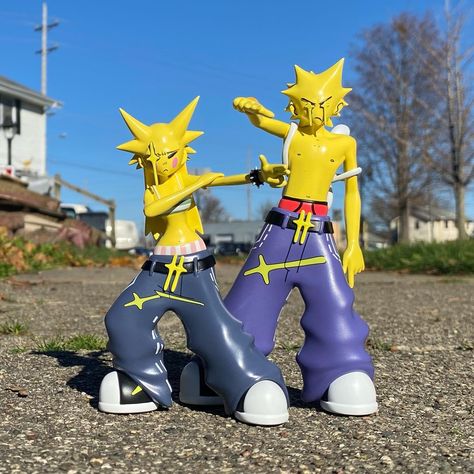 Instagram Y2k Figures, Cute Mecha, Designer Toys Vinyl, Graffiti Character, Art Figurines, Art Toys Design, Vinyl Art Toys, Toy Sculpture, 3d Figures