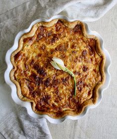 Ham And Gruyere Quiche, Quiche Gruyere, I Am A Baker, December Meals, Ham Quiche Recipe, Gruyere Quiche, Ham Quiche, Onion Quiche, Ham And Cheese Quiche