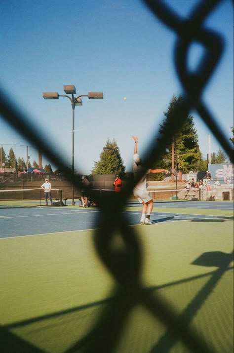 #tennis #film #old #kodak200 #vibes #inspiration #style #photoshop #photoshoot #tennisball #racquet Tennis Court Film Photography, Tennis Court Photography, Film Portfolio, Aesthetic Tennis, Tennis Vibes, Wellness Art, Court Fashion, Photo Sport, Tennis Photography