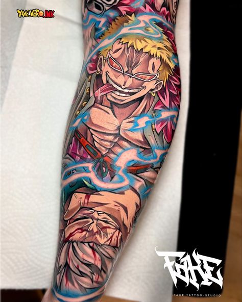 Doflamingo Tattoo Ideas, Doflamingo Tattoo, One Piece Tattoo, Body Modification Piercings, Flamingo Tattoo, Piece Tattoo, One Piece Tattoos, Marvel Tattoos, Tattoo Artwork