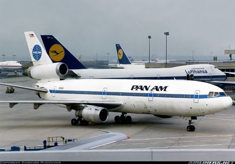 Pan American World Airways McDonnell Douglas DC-10-30 N80NA "Clipper Star of the Union" taxiing to the gate during the morning rush at Frankfurt-Main, August 1981. (Photo: Gerhard Plomitzer) Pan American Airlines, Pan American Airways, Douglas Aircraft, Dc 10, Passenger Aircraft, Pan Am, Vintage Airlines, Vintage Aviation, Pan American